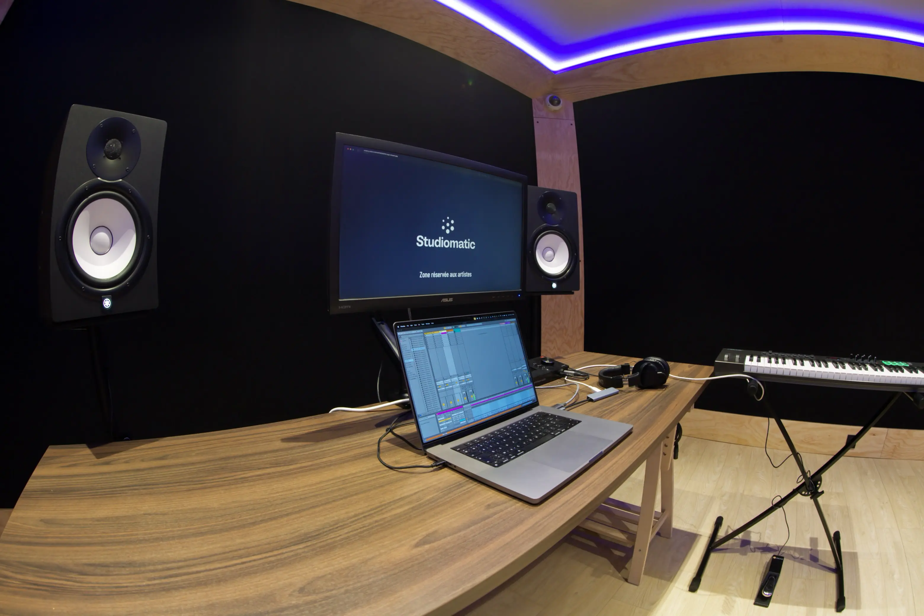 Photo d'illustration #1 du Studio 5 - Carrefour Pleyel de type Studio d'enregistrement dans la ville Saint-Denis